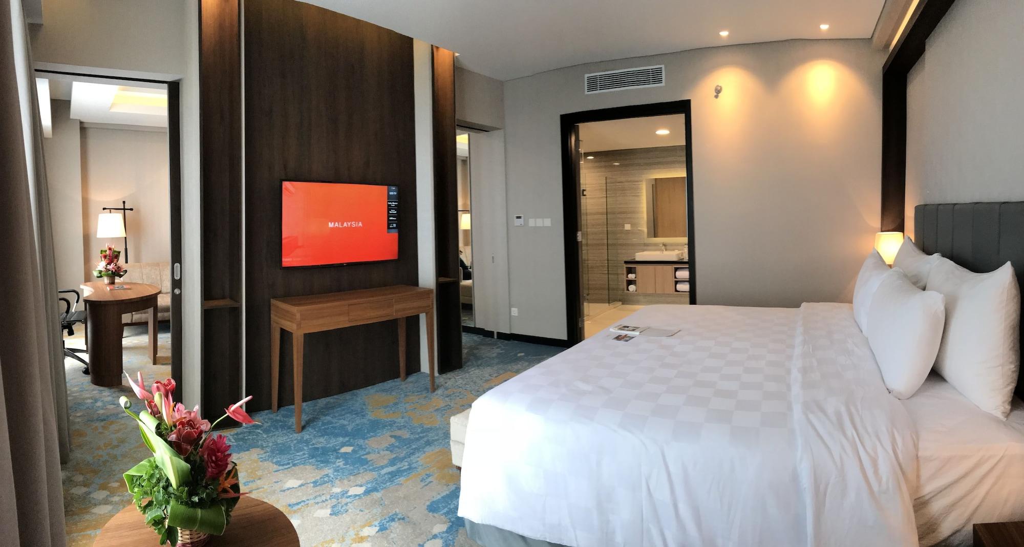Swiss-Belhotel Papua Jayapura Exterior foto