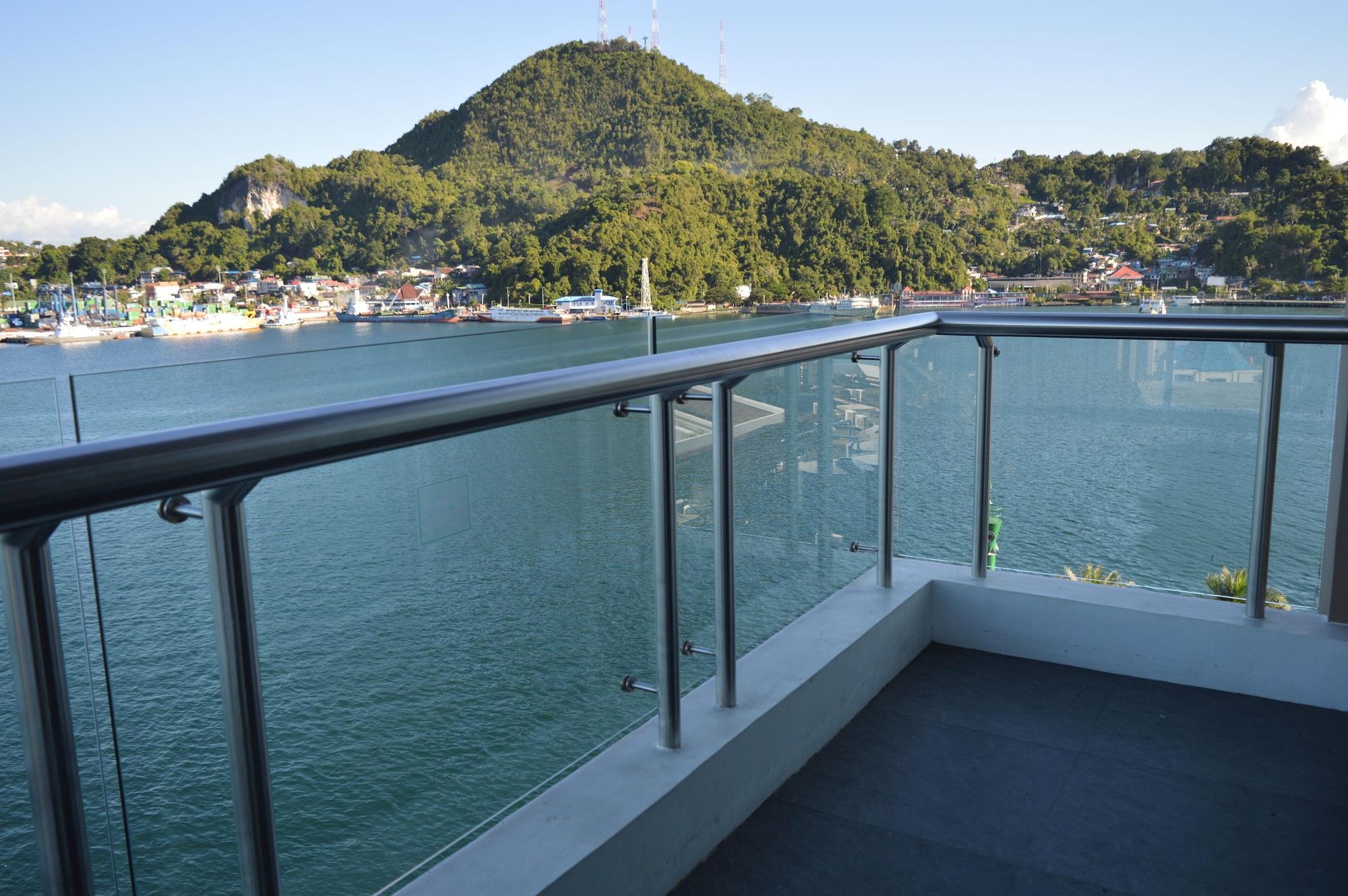 Swiss-Belhotel Papua Jayapura Exterior foto